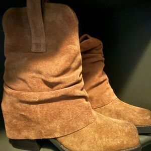 Steve Madden Tan Suede Heeled Boots